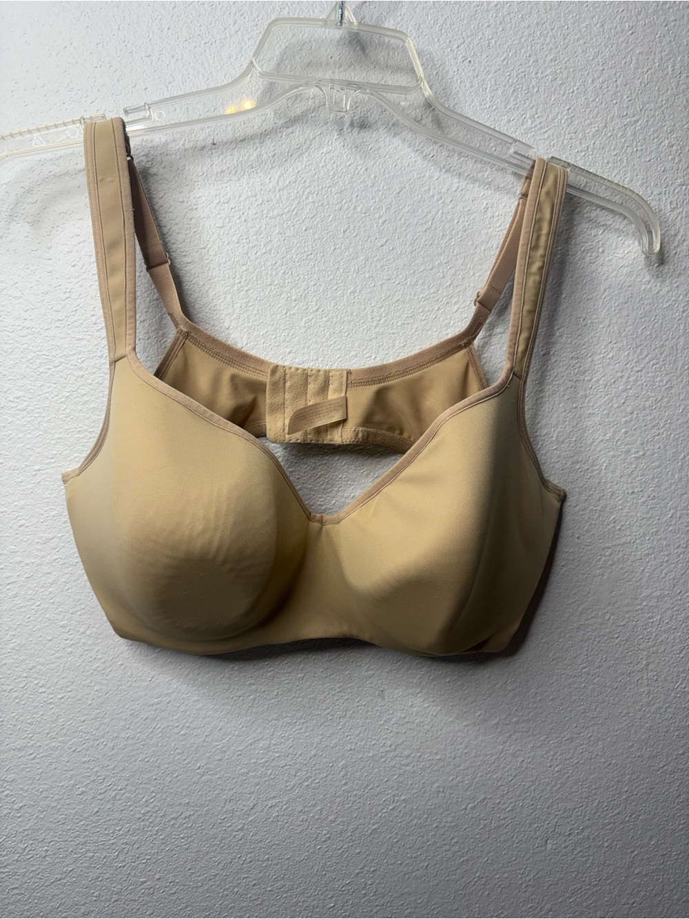 Cacique Size 42D Underwire Bra